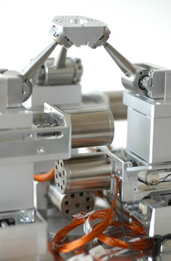 Systeme und Komponenten im Bereich der Positioniertechnik und optischer Systemtechnik